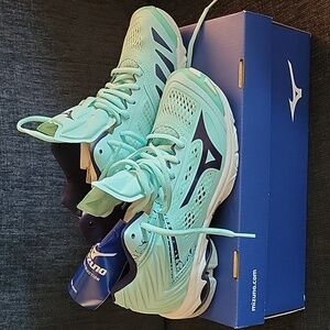 Men's Mizuno Volleyball Wave Lightning Z5 Mid #430265